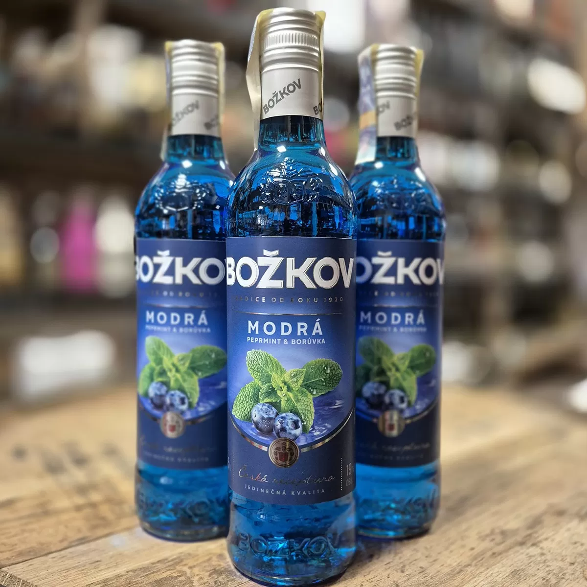 Modrá je nová černá